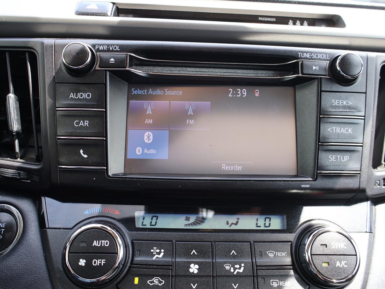 2018 Toyota RAV4 XLE AWD CERTIFIED *ACCIDENT FREE* CAMERA BLUETOOTH HEATED SEATS SUNROOF CRUISE ALLOYS Photo