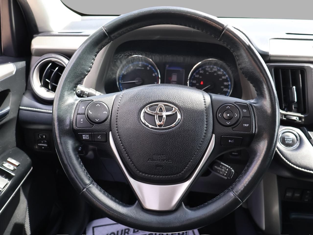 2018 Toyota RAV4 XLE AWD CERTIFIED *ACCIDENT FREE* CAMERA BLUETOOTH HEATED SEATS SUNROOF CRUISE ALLOYS Photo