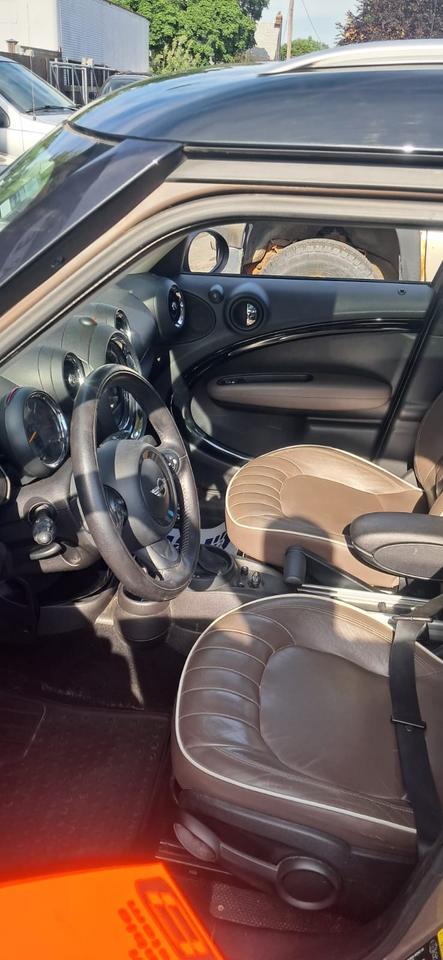 2015 MINI Cooper Countryman S Photo