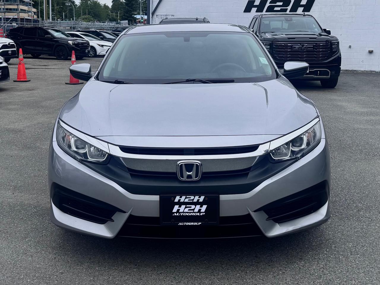 2016 Honda Civic FINANCING AVAILABLE Photo2