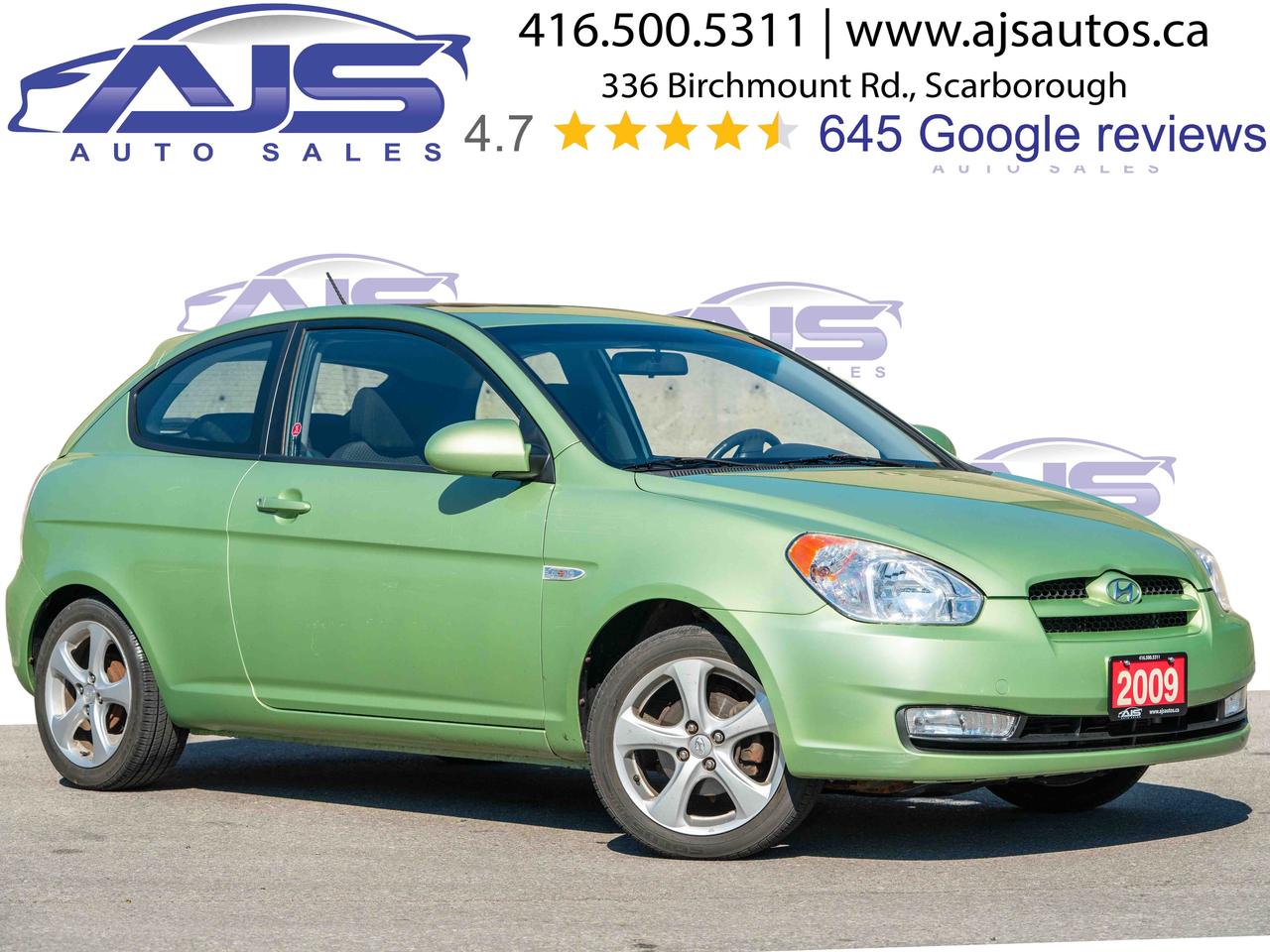 2009 Hyundai Accent SE Photo