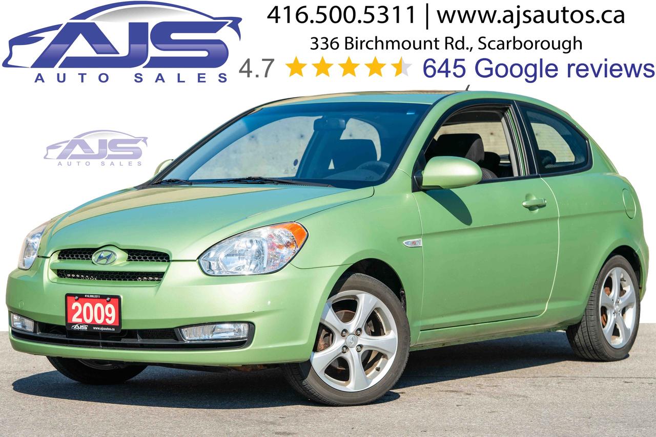 2009 Hyundai Accent SE Photo