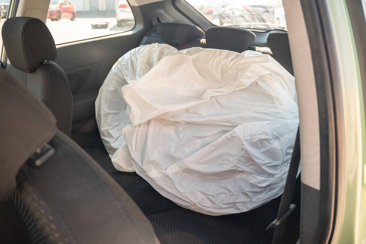 2009 Hyundai Accent SE Photo