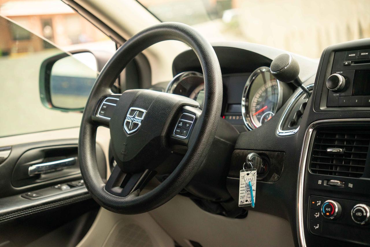 2015 Dodge Grand Caravan SXT Photo