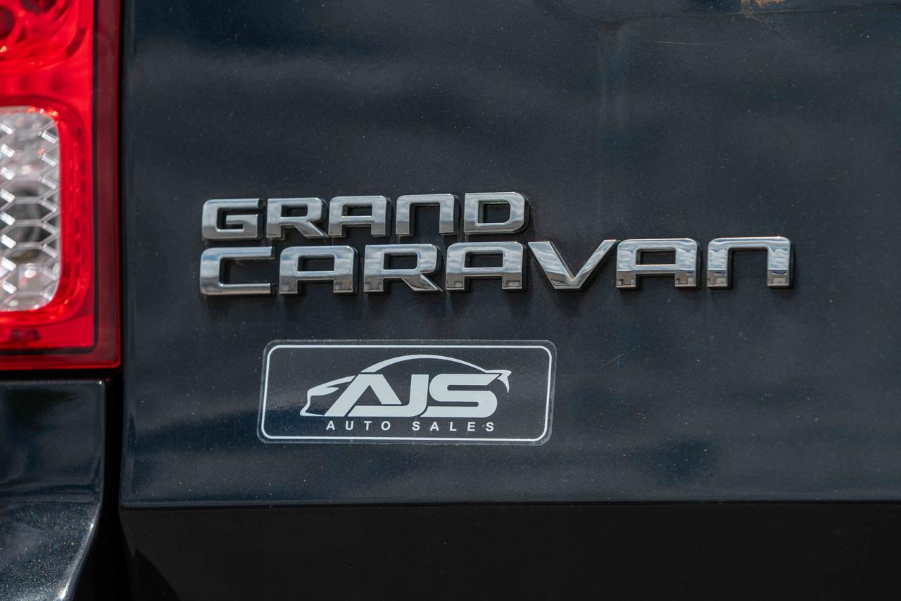 2015 Dodge Grand Caravan SXT Photo