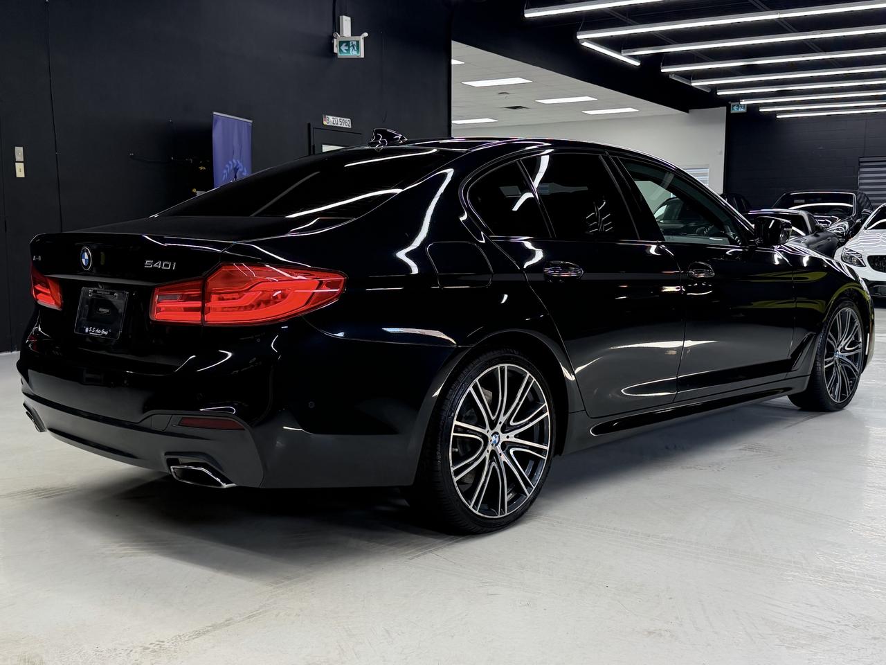 2018 BMW 540i M SPORT|NAV|360CAM|HK SOUND|SUNROOF|SOFT CLOSE| Photo