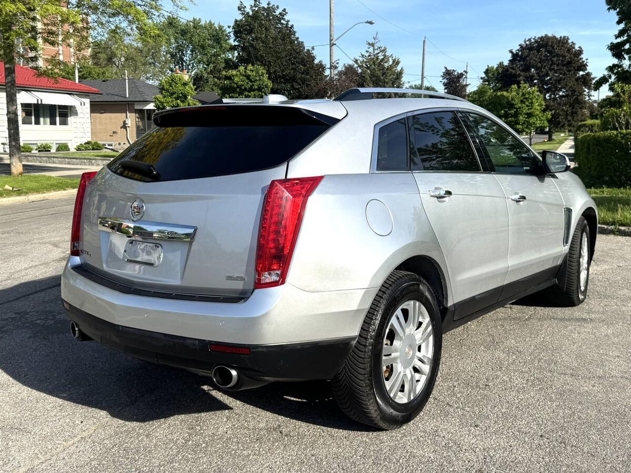2015 Cadillac SRX Luxury Photo4