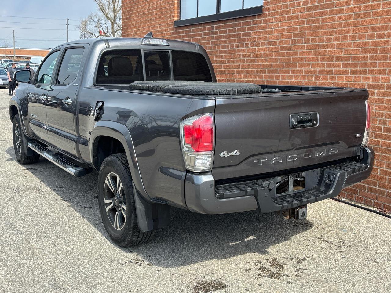 2016 Toyota Tacoma Limited Double Cab 4WD V6 Auto Photo