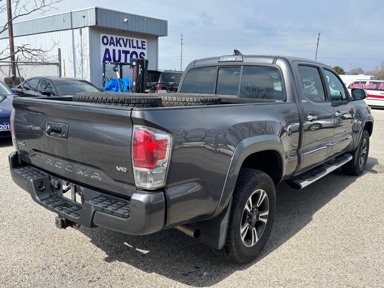 2016 Toyota Tacoma Limited Double Cab 4WD V6 Auto Photo