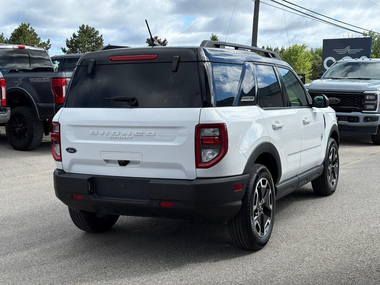 2023 Ford Bronco Sport Outer Banks 4x4 Photo