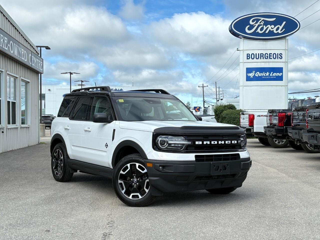 2023 Ford Bronco Sport Outer Banks 4x4 Photo