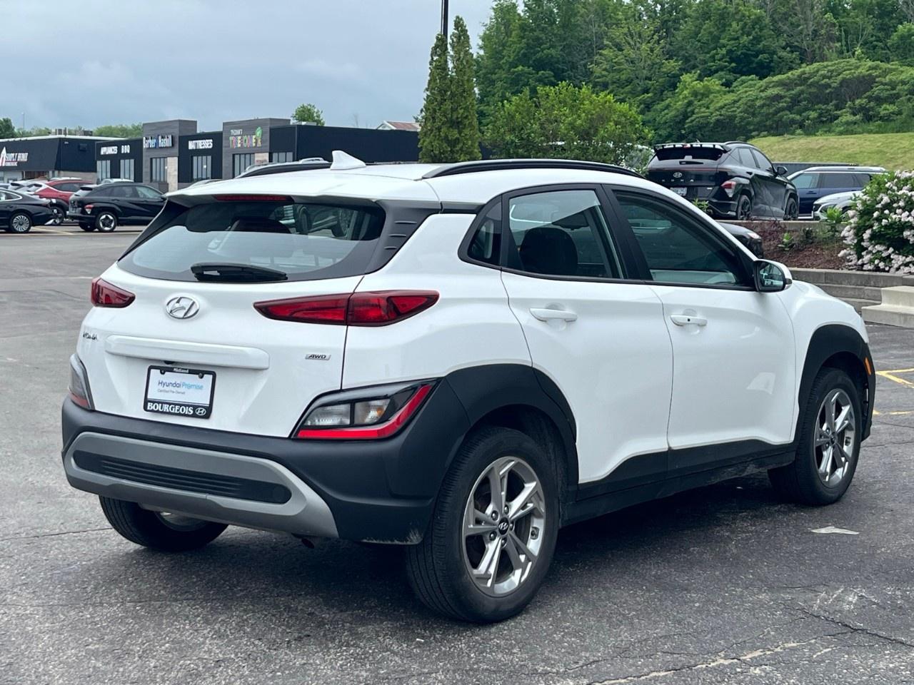 2022 Hyundai KONA 2.0L Preferred AWD Photo4