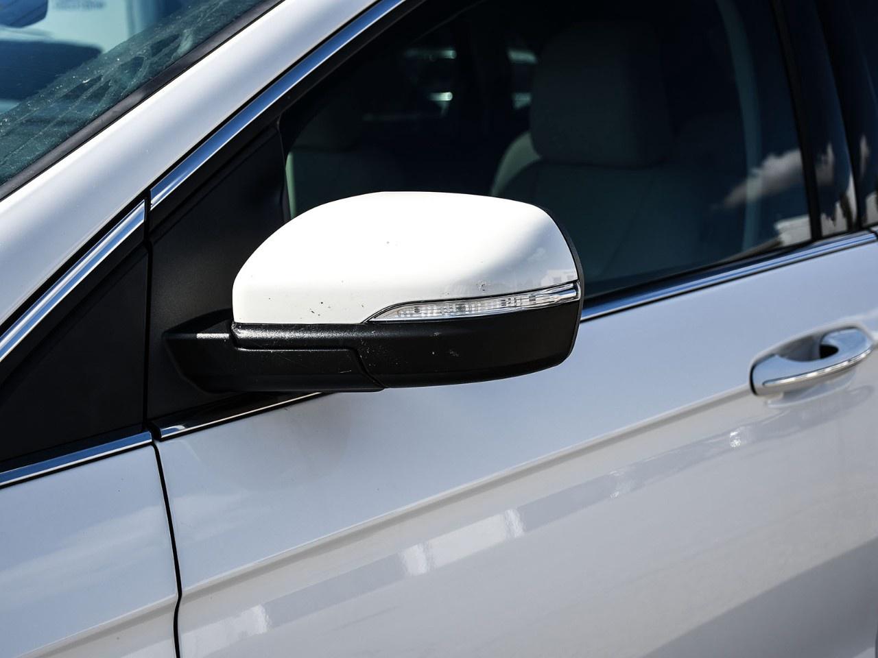 2021 Ford Edge Titanium AWD Photo