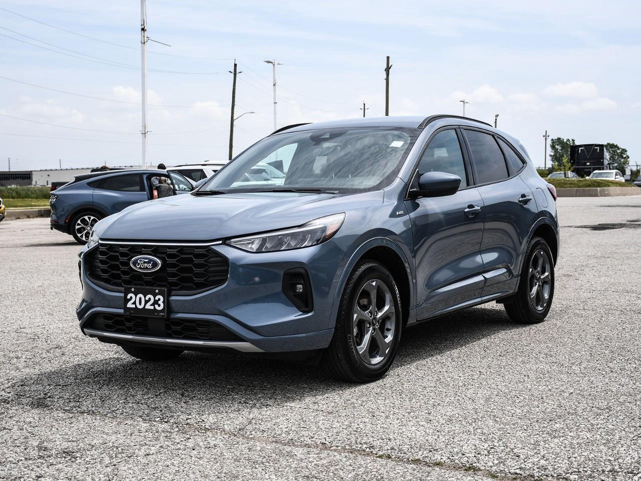 2023 Ford Escape ST-Line Select Photo2