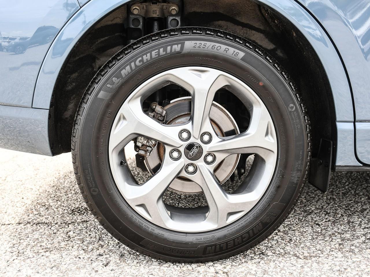 2023 Ford Escape ST-Line Select Photo