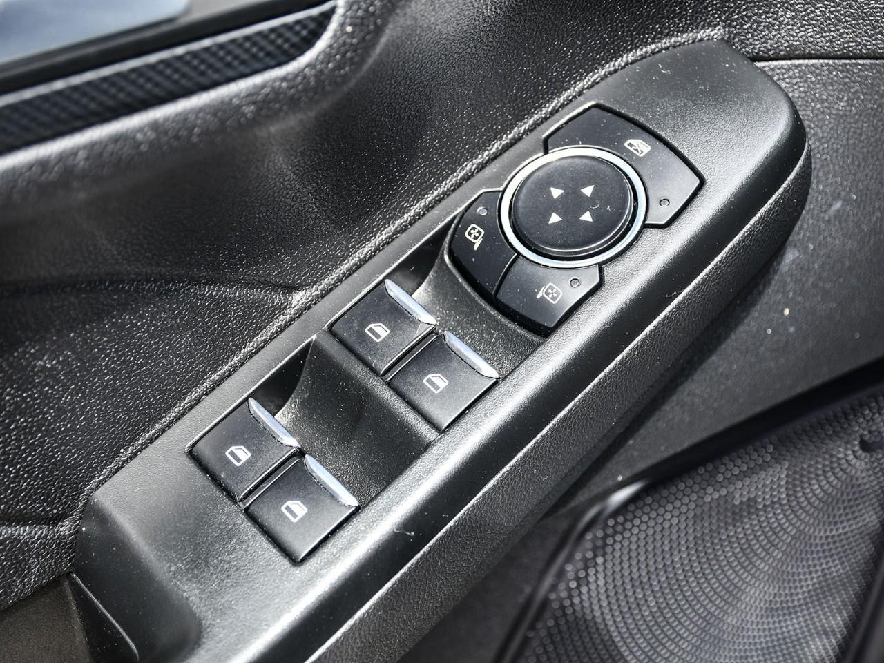 2023 Ford Escape ST-Line Select Photo