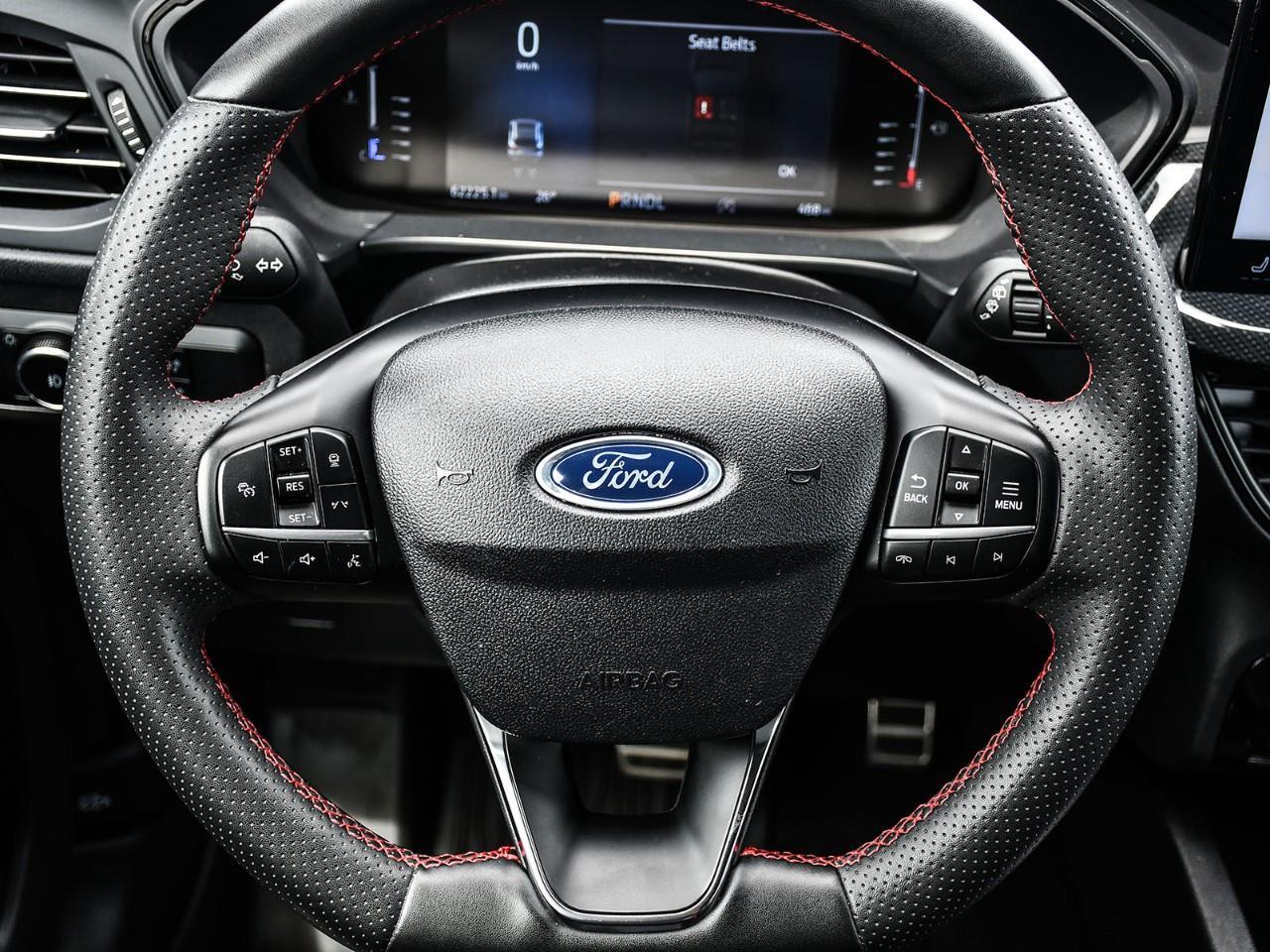 2023 Ford Escape ST-Line Select Photo