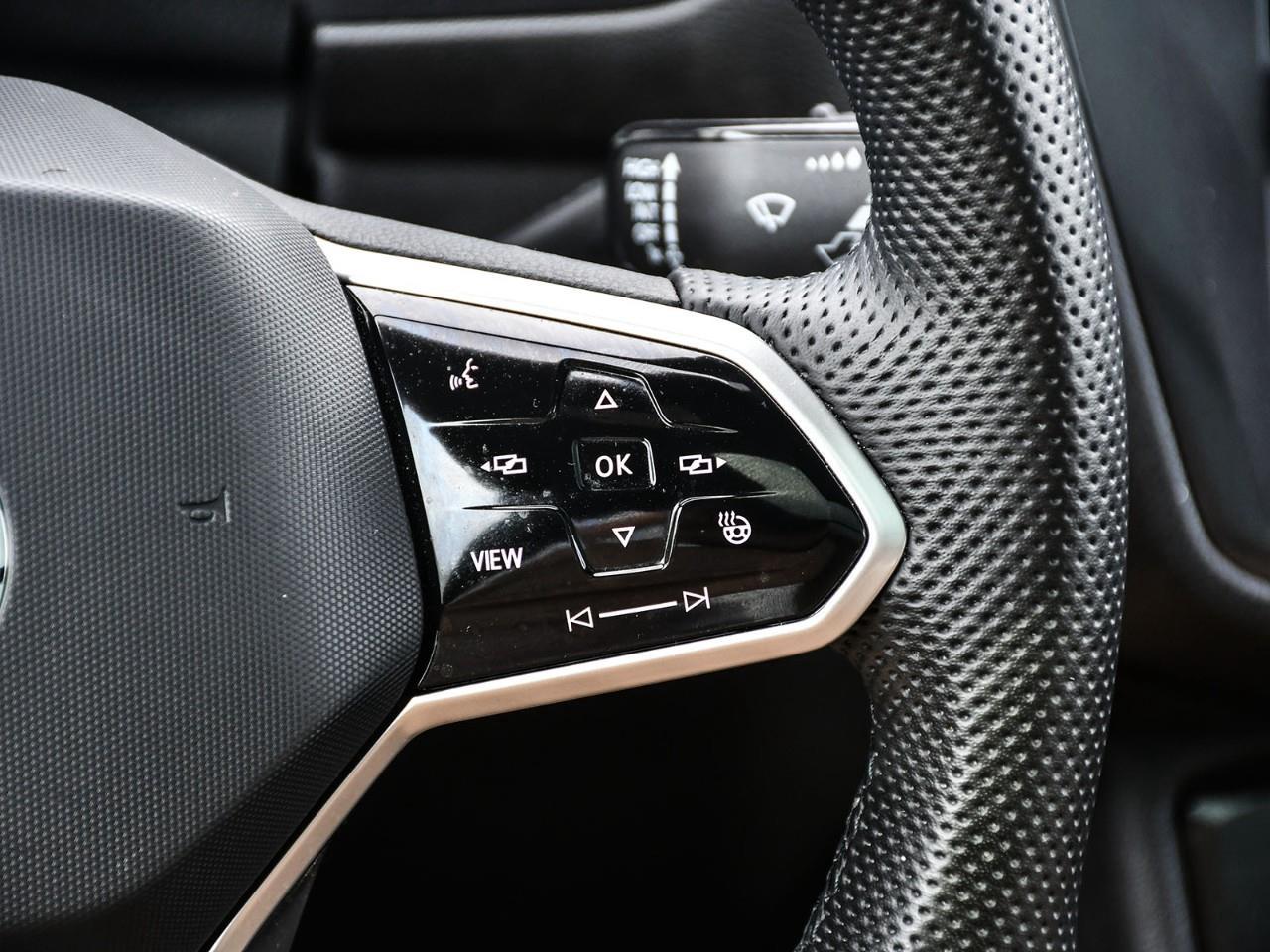 2024 Volkswagen Tiguan Comfortline R-Line Black Edition R-LINE | SUNROOF | HTD SEATS | REMOTE START Photo