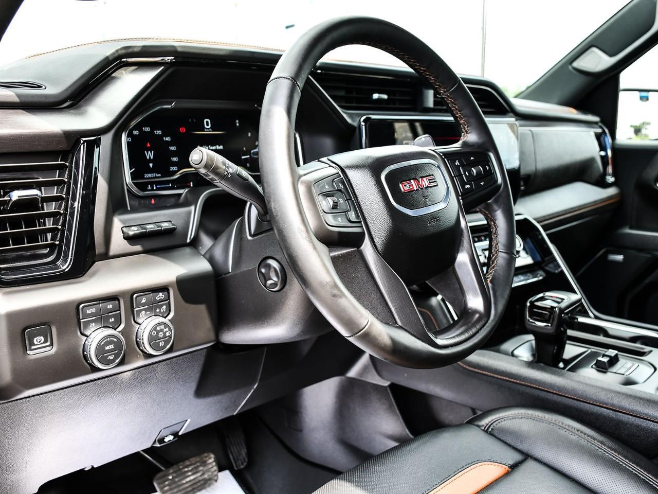 2025 GMC Sierra 1500 AT4 Photo