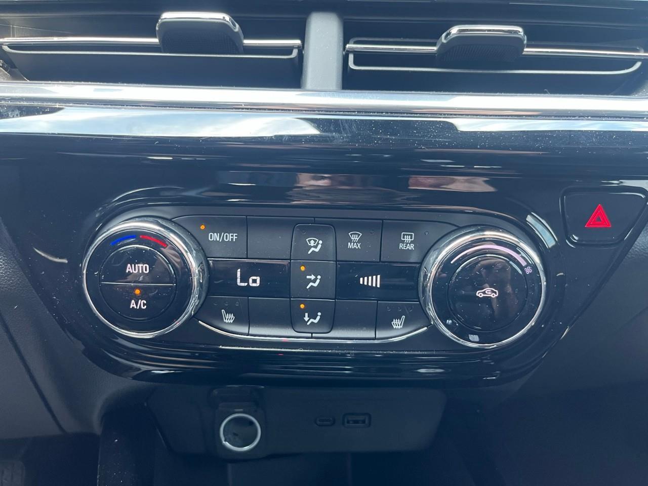 2025 Chevrolet Trax 2RS Wireless Apple CarPlay/Android Auto | Climate Control | Accident Free Photo