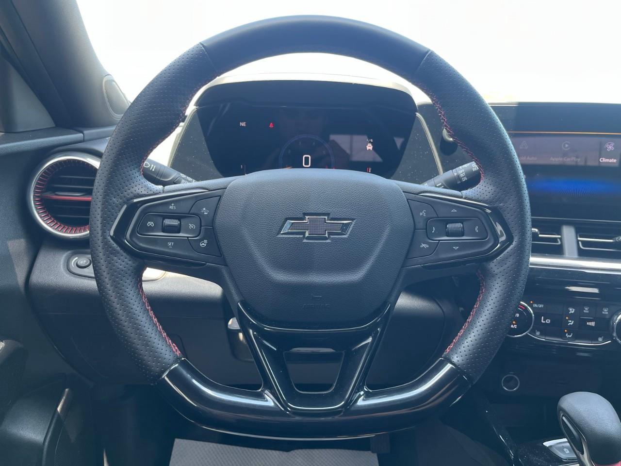 2025 Chevrolet Trax 2RS Wireless Apple CarPlay/Android Auto | Climate Control | Accident Free Photo
