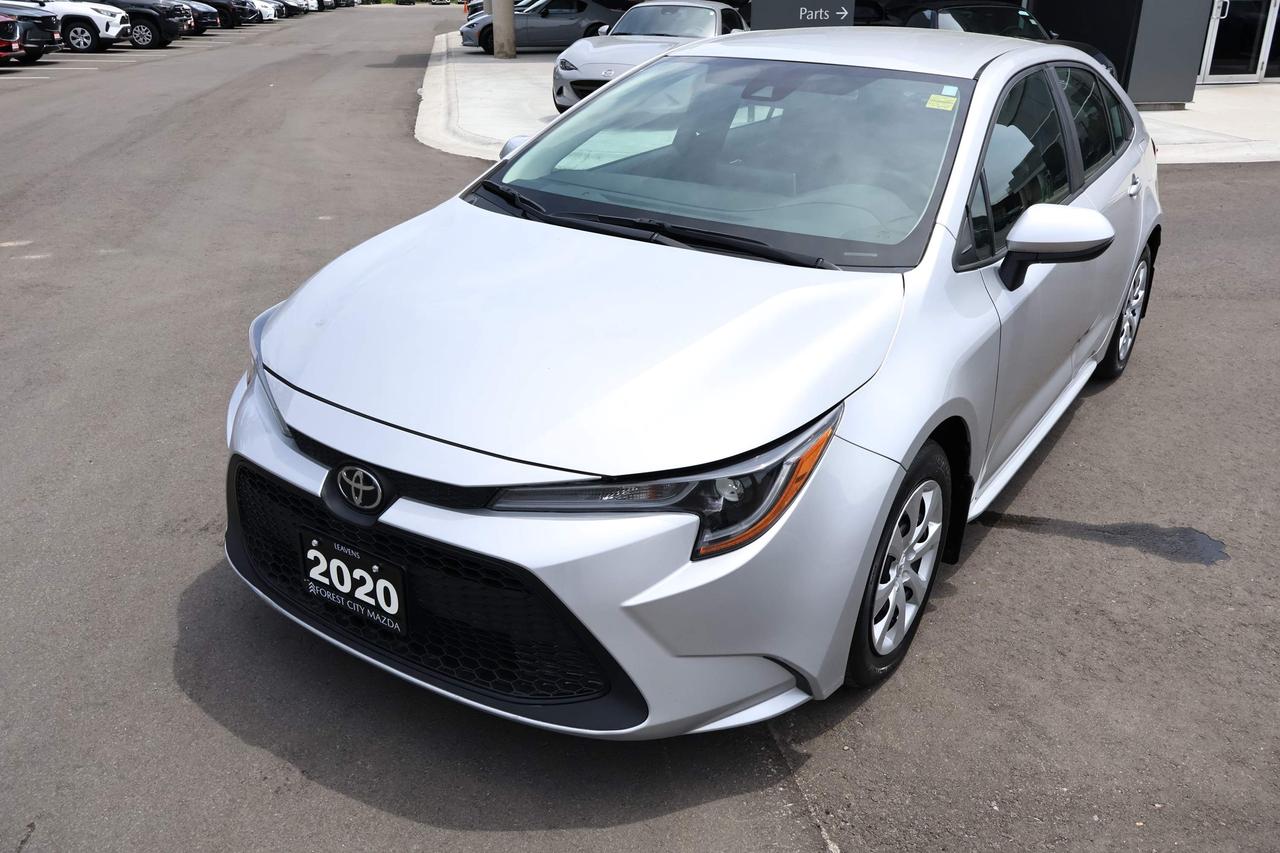 2020 Toyota Corolla LE Photo