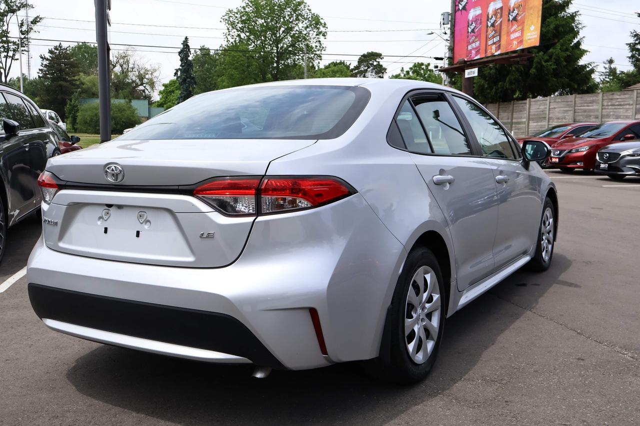 2020 Toyota Corolla LE Photo