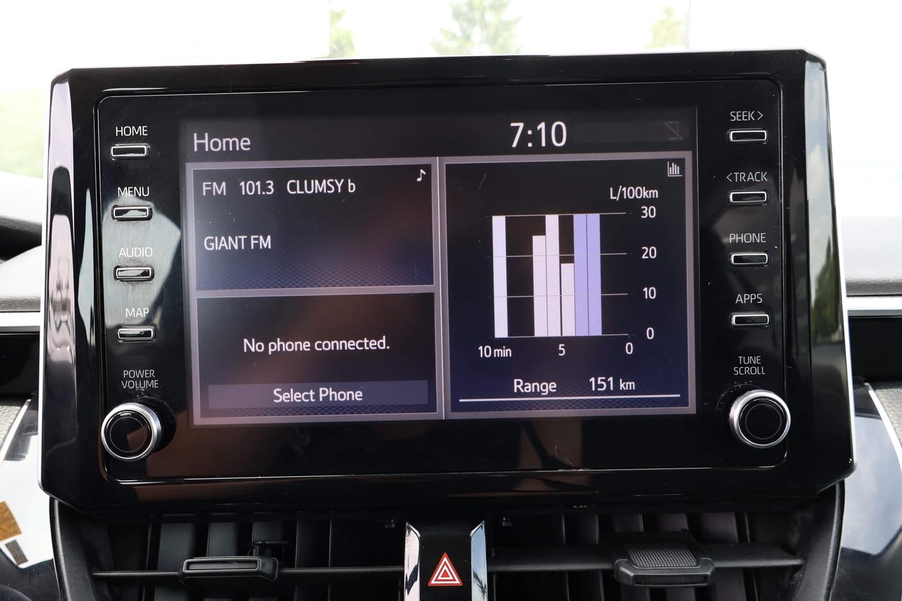 2020 Toyota Corolla LE Photo