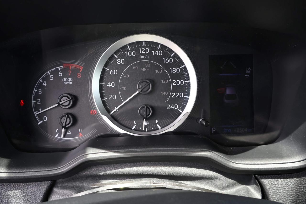 2020 Toyota Corolla LE Photo