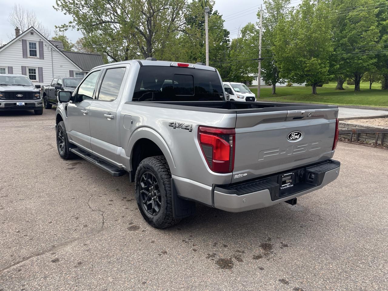 2026 Ford F-150 XLT Photo4