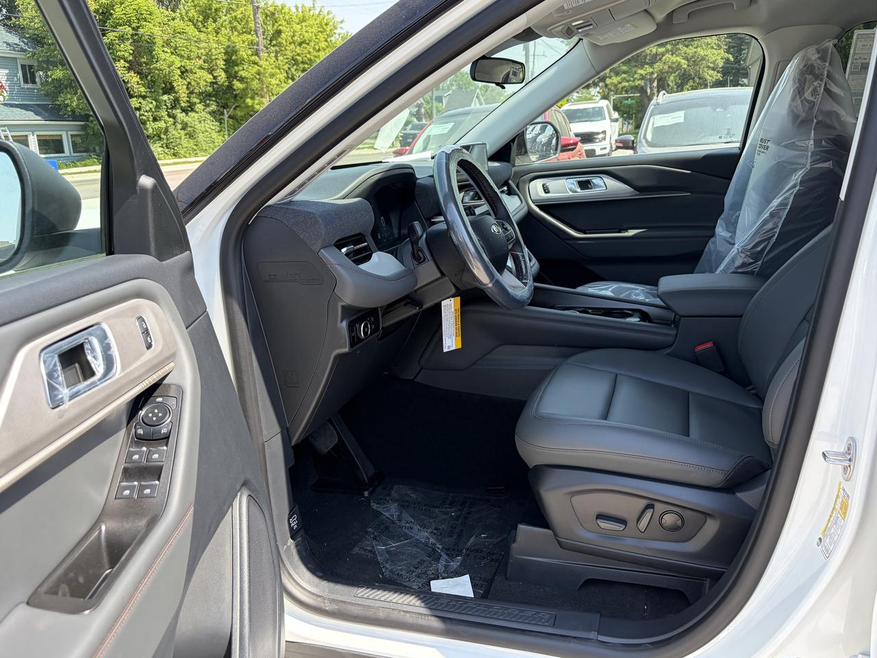 2026 Ford Explorer ACTIVE W/200A PKG 4WD 200A Photo