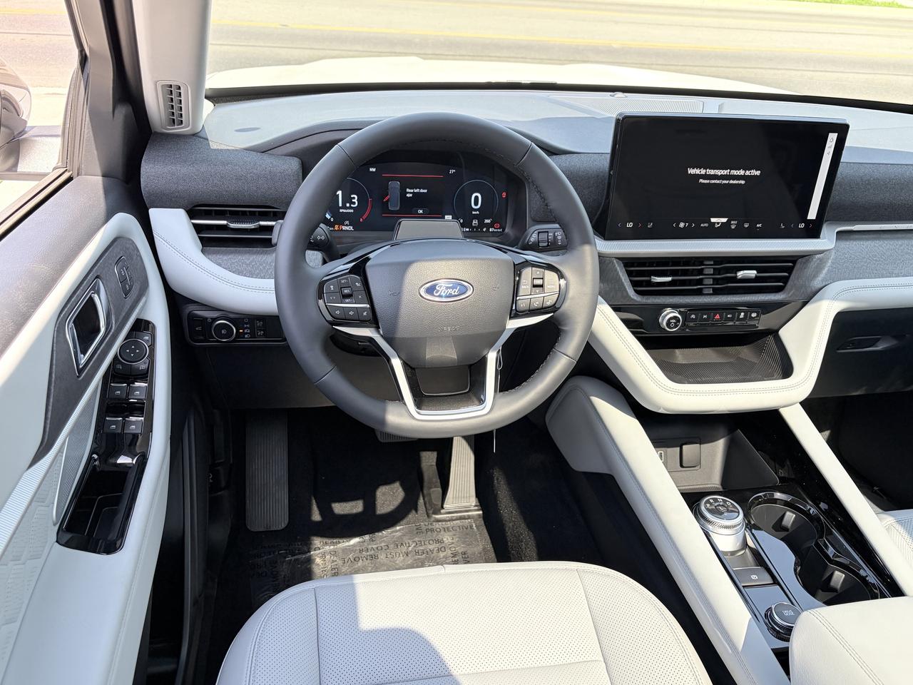 2026 Ford Explorer PLATINUM 4WD 600A Photo
