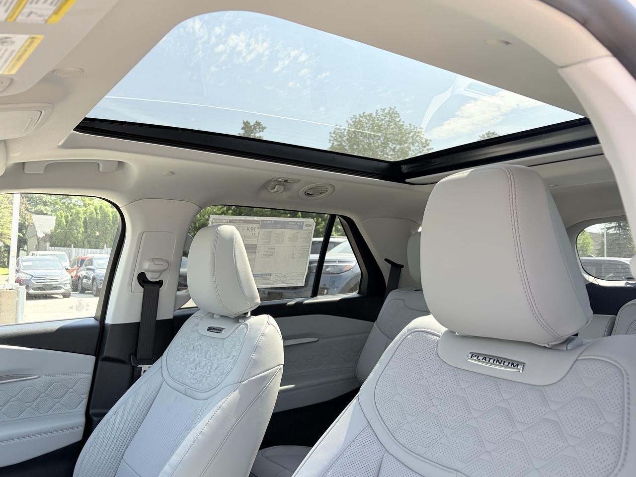 2026 Ford Explorer PLATINUM 4WD 600A Photo