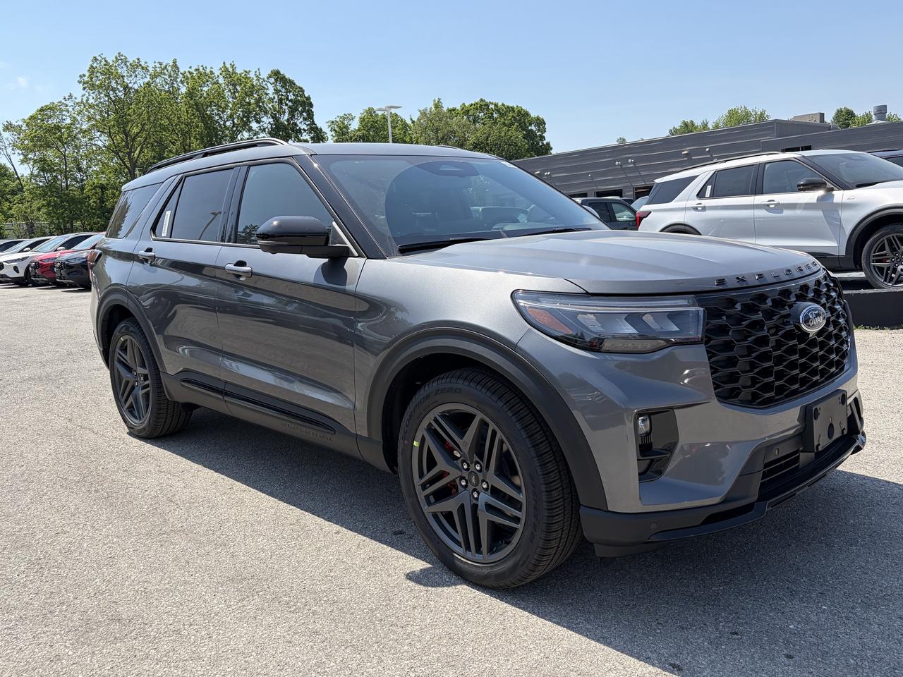 2026 Ford Explorer ST 4WD 400A Photo