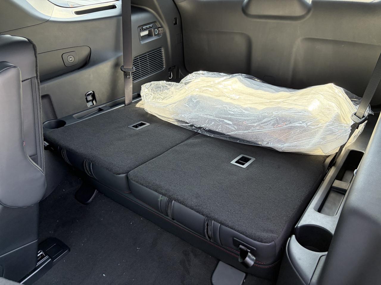 2026 Ford Explorer ST 4WD 400A Photo