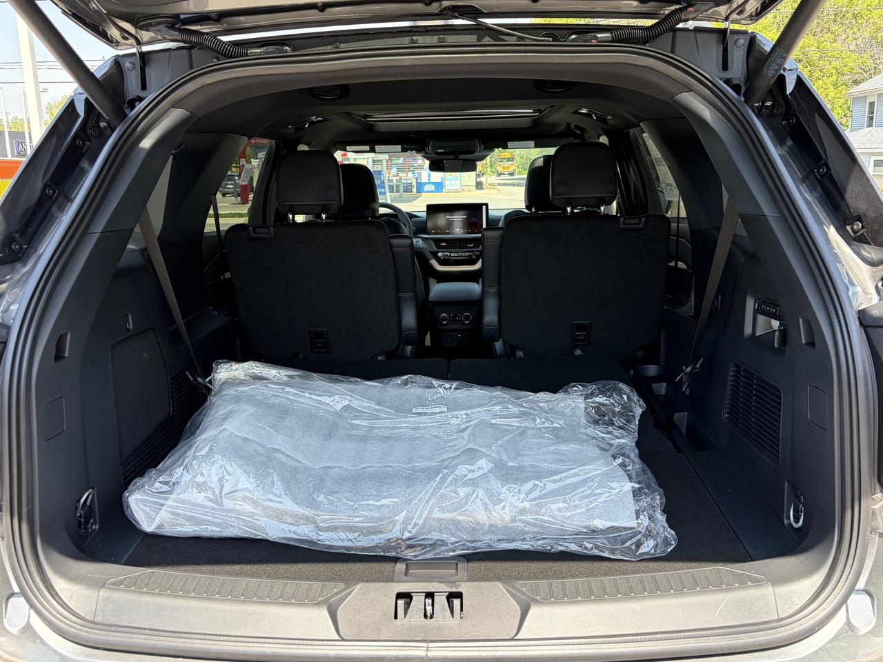2026 Ford Explorer ST 4WD 400A Photo