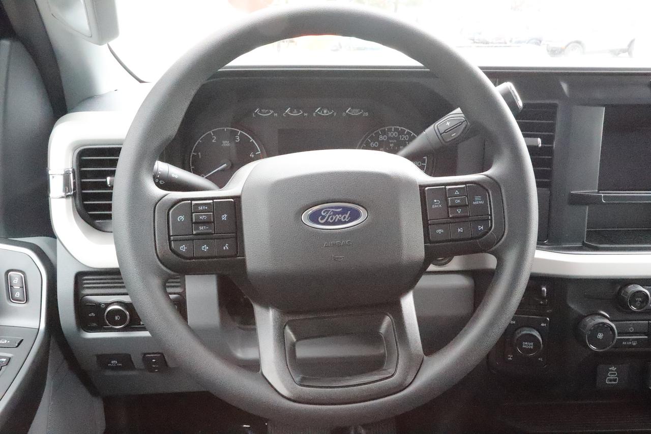 2026 Ford F-350 Super Duty SRW XLT 4WD CREW CAB 6.75' BOX Photo