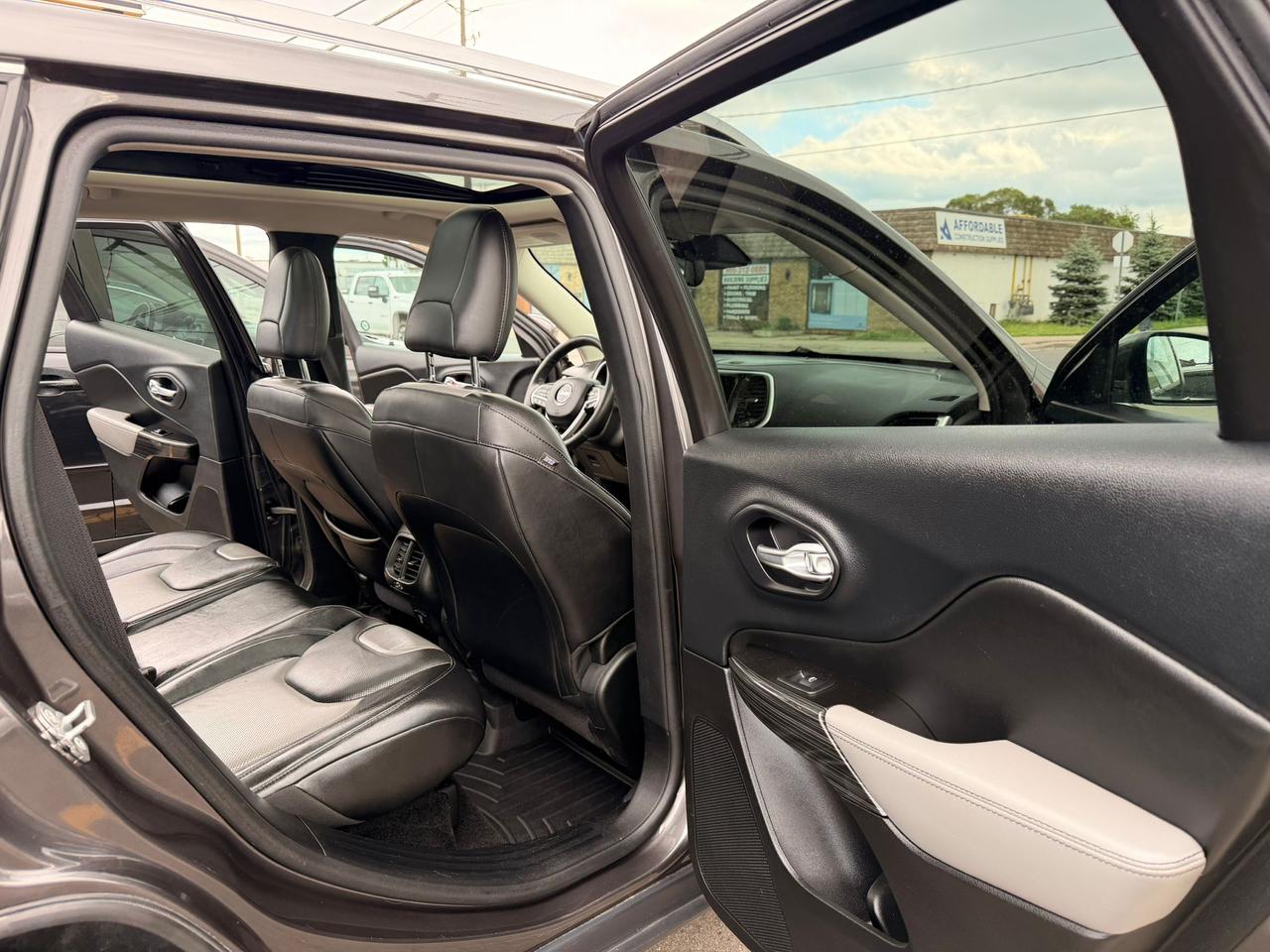2014 Jeep Cherokee 4WD 4Dr Limited Photo