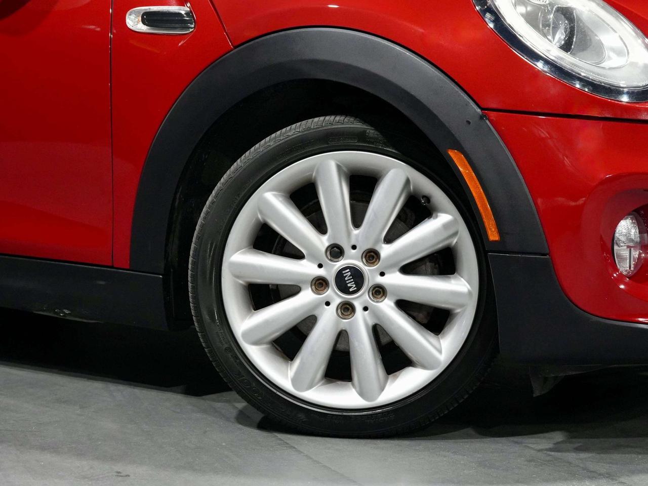 2016 MINI Cooper Hardtop 3dr HB|PANO|LEATHER SEATS|HEATED SEATS Photo3