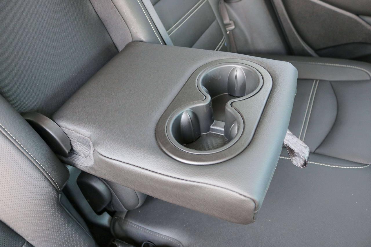 2024 GMC Terrain Denali | NAVIGATION | COOLED SEATS | REMOTE START Photo