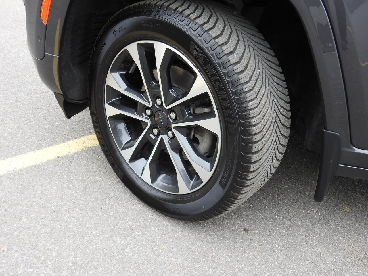 2022 Jeep Grand Cherokee OVERLAND 4x4 - 5.7 LITRE HEMI - PANOROOF Photo
