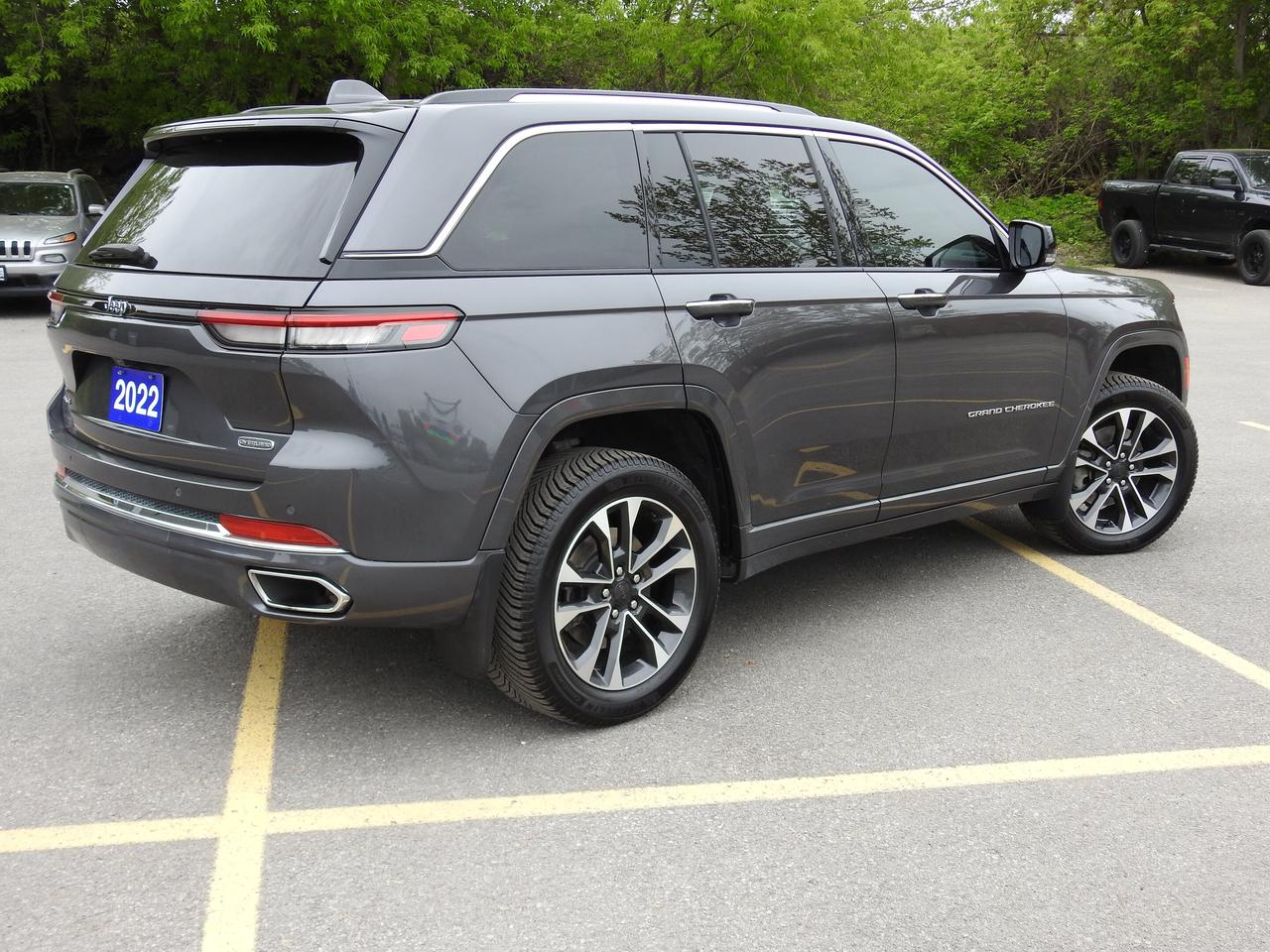 2022 Jeep Grand Cherokee OVERLAND 4x4 - 5.7 LITRE HEMI - PANOROOF Photo