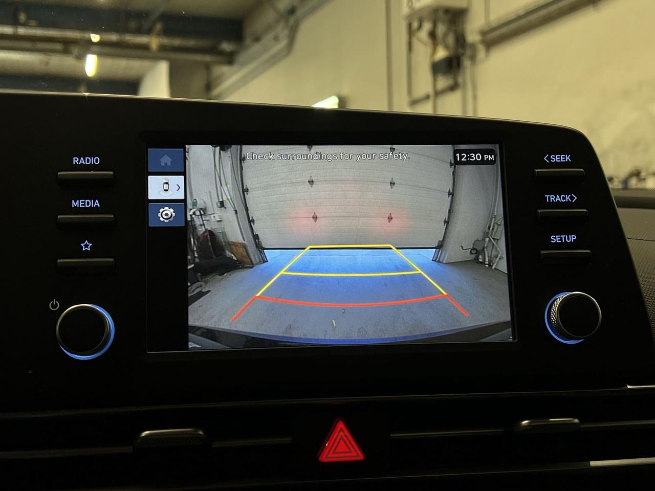 2025 Hyundai Elantra PREFERRED | HTD SEATS |CARPLAY | REMOTE START |A/C Photo