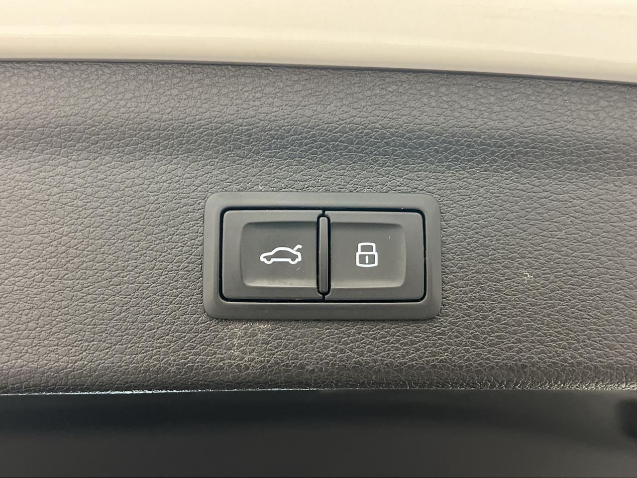 2021 Audi Q3 PROGRESSIV S-LINE AWD |LEATHER | PANO ROOF Photo