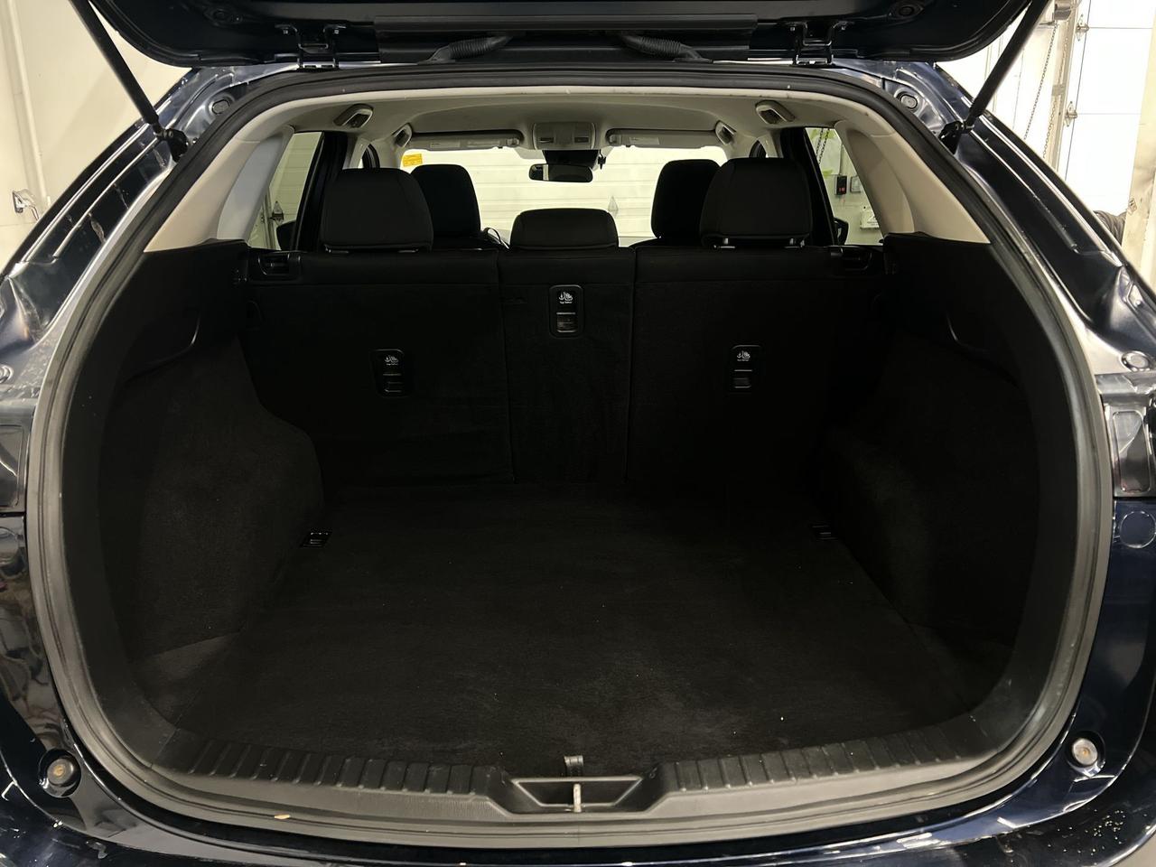 2021 Mazda CX-5 GS AWD | HTD SEATS | CARPLAY | ALLOYS | REAR CAM Photo