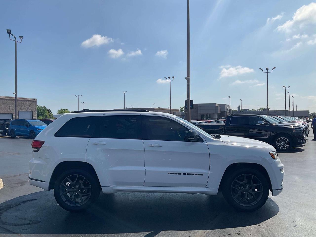 2020 Jeep Grand Cherokee LIMITED X / SUNROOF / SRT HOOD Photo