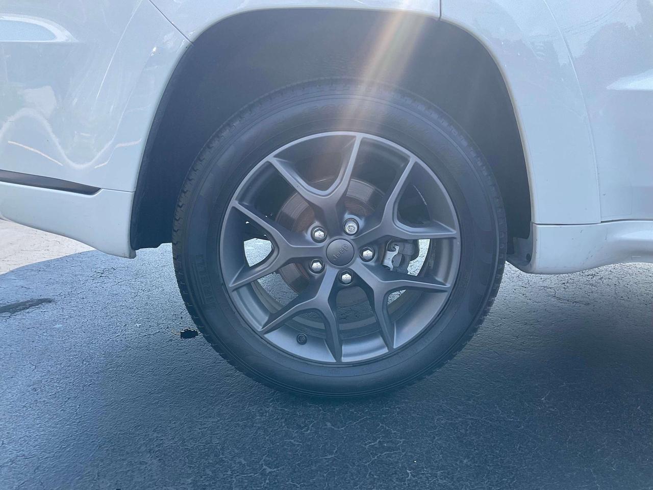 2020 Jeep Grand Cherokee LIMITED X / SUNROOF / SRT HOOD Photo