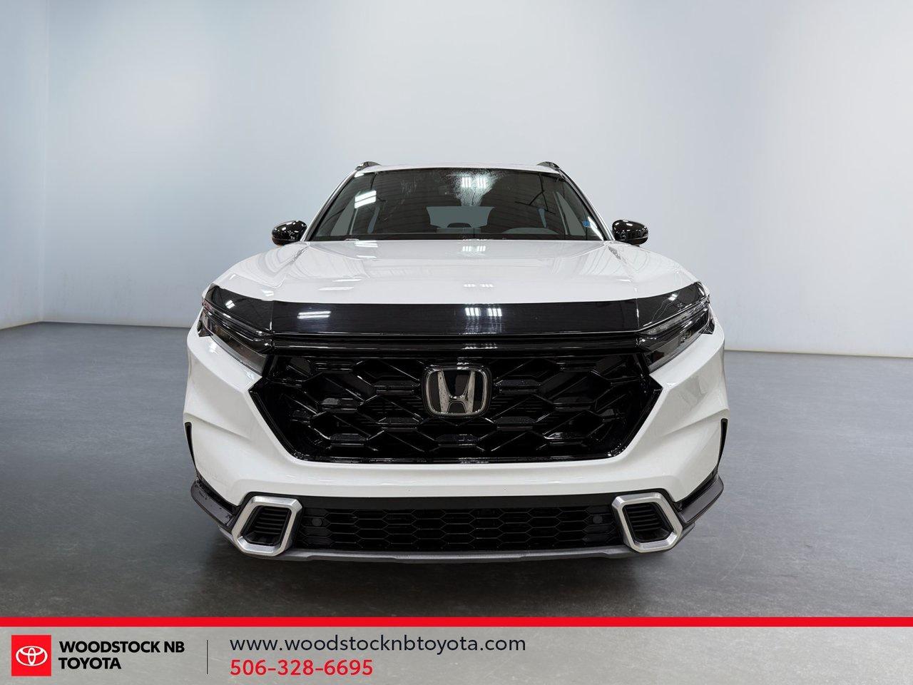 2026 Honda CR-V Hybrid Touring Photo2