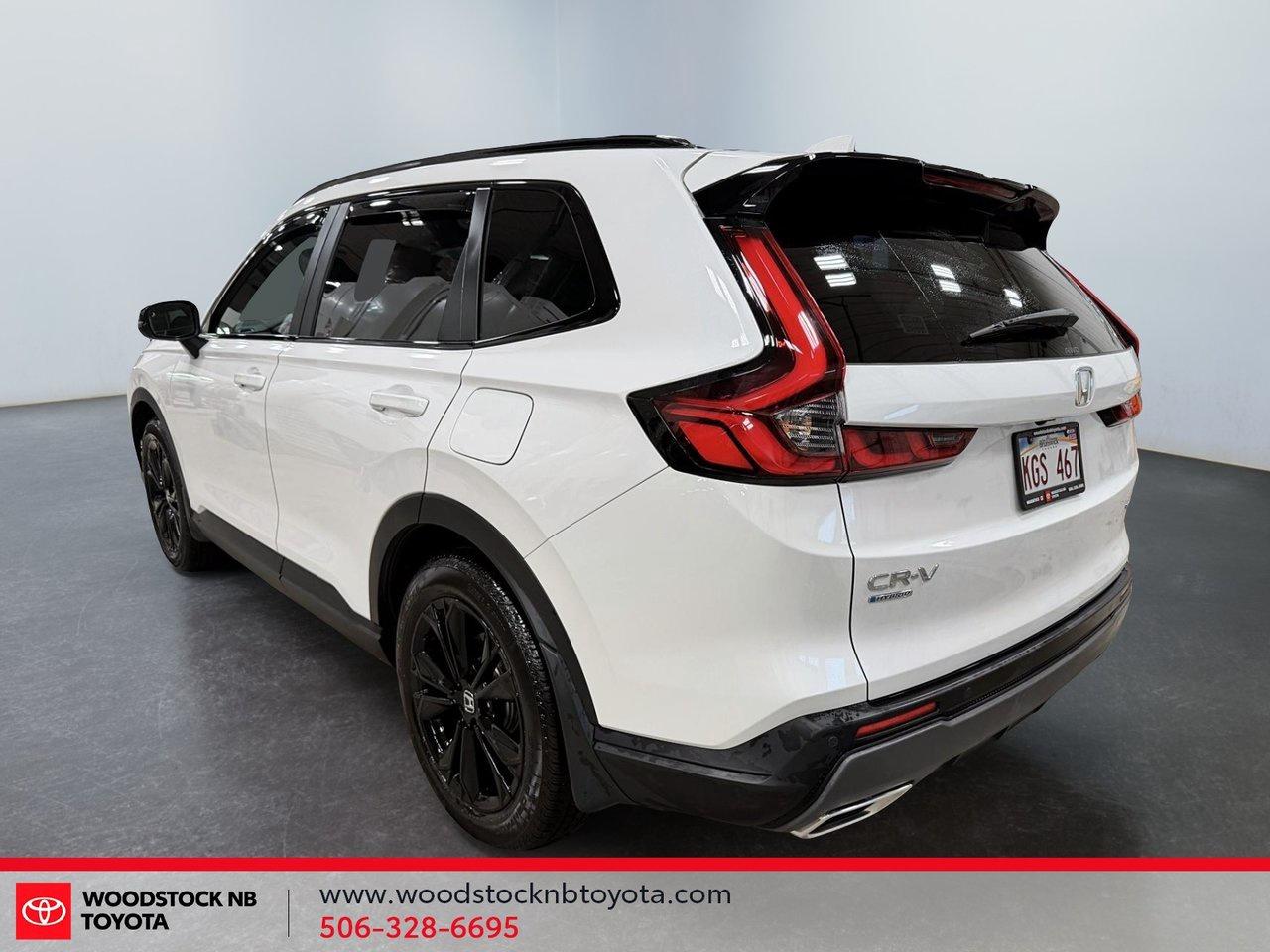2026 Honda CR-V Hybrid Touring Photo