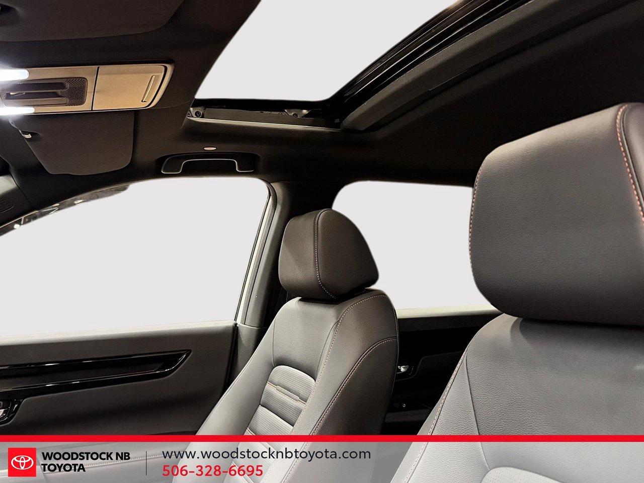 2026 Honda CR-V Hybrid Touring Photo